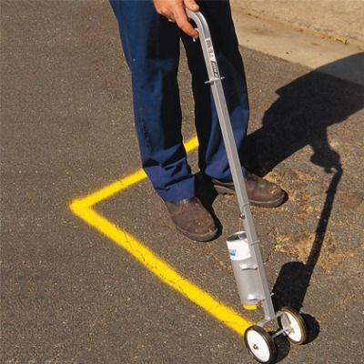 Line and Spot Marker Dy Mark Aerosol
